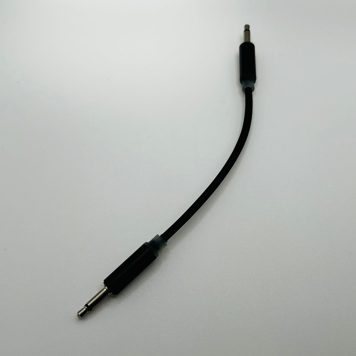 【数量限定】フラッグシップ パッチケーブル「20cm3本」［新品］ 素材リニューアル・オールブラック] スリムLEDパッチケーブル 5